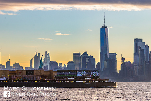 NYNJ Rail, McAllister Towing Bruce McAllister, Wabtec/MTA NYCT Subway R255, New York Harbor