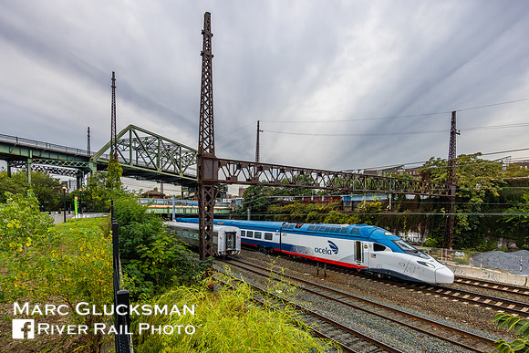 BNSF OCS, Westchester Avenue with Amtrak Acela 2, Bronx, New York