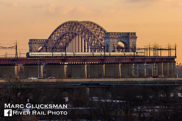 Amtrak 853 AMTK 613 9800, Hell Gate Bridge, New York, New Yrok