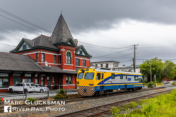 NJ Transit TGIV, Port Jervis, New York