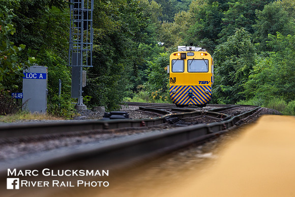 NJ Transit TGIV, Sloatsburg, New York