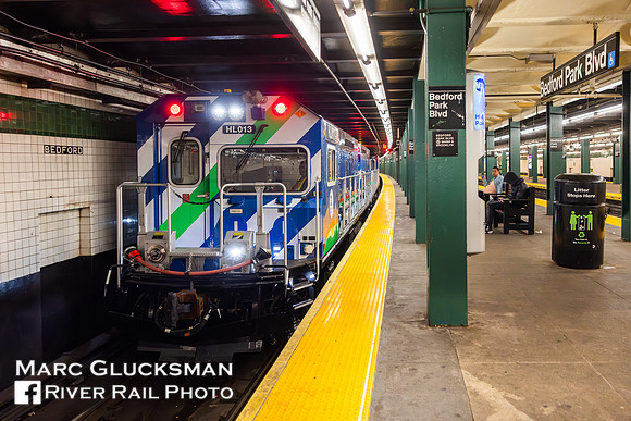 MTA NYCT Subway, Work 26 HL013 HL007 1218 1217 1216, Bedford Park Blvd, Bronx, New York