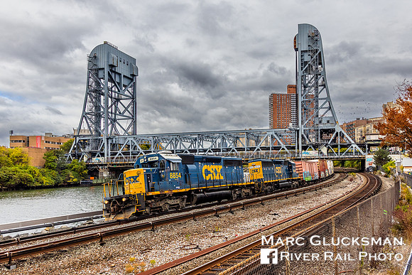 CSX M701 Y102 CSXT 8854 8840, Marble Hill, New York, New York