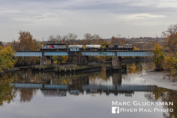 New Jersey Transit Aqua Train, Lyndhurst, New Jersey