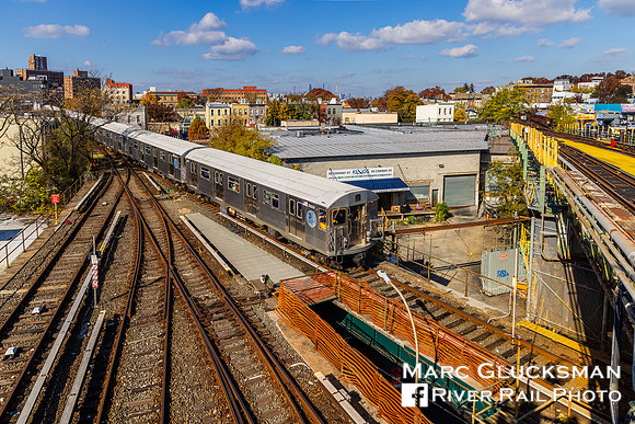 MTA NYCT Subway, R-32 "Museum Train", Broadway Junction, Brooklyn, New York