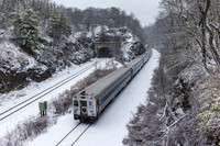 MTA Metro-North Holiday Lights, Train 821 MNCW 211, Garrison, New York