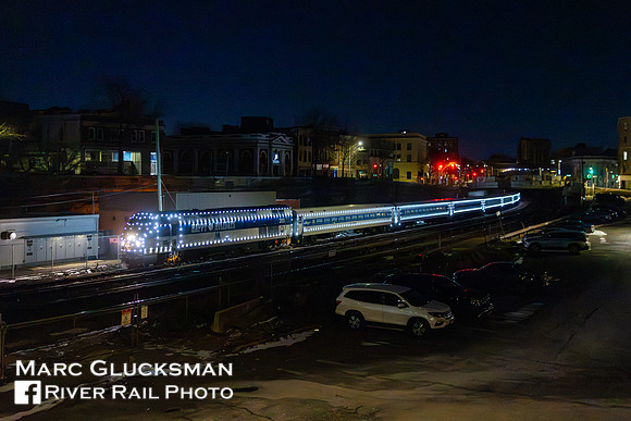 MTA Metro-North Holiday Lights, Train 6500, MNCW 203, Mount Vernon, New York