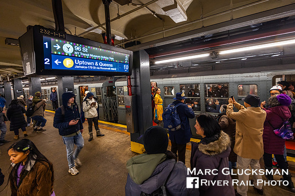 MTA NYCT Subway Holiday Nostalgia Special