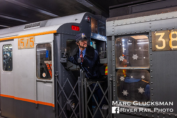 MTA NYCT Subway Holiday Nostalgia Special