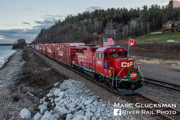 CP Holiday Train, CP 2246, Lake Champlain, Moriah, New York