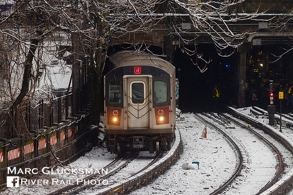 MTA NYCT Subway, 4 Line, approaching Yankee Stadium, Bronx, New York