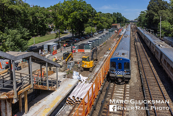 MTA Metro-North Railroad, Woodlwan, Bronx, New York