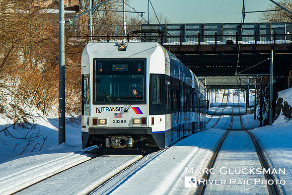 NJT 2039 Hudson-Bergen Light Rail, Bergen Avenue Overpass, Jersey City, New Jersey