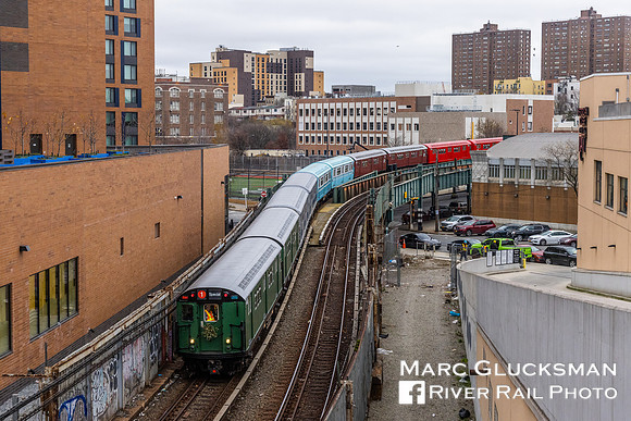 MTA NYCT Subway Holiday Train Nostalgia Special, NYCT 9069, Bronx, New York