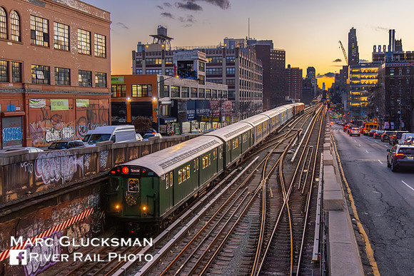 MTA NYCT Subway Holiday Train Nostalgia Special, Manhattanville, New York, New York