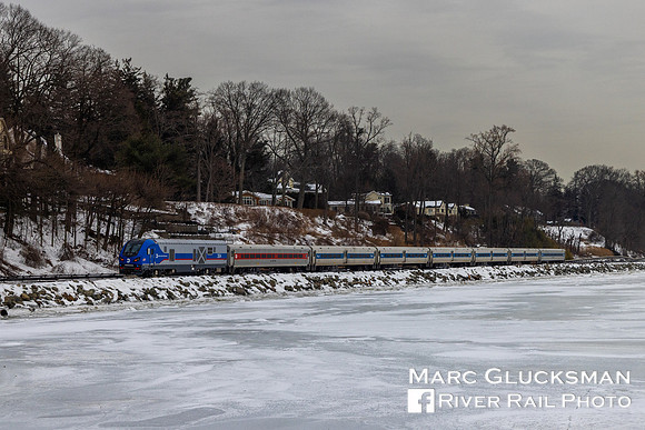 MTA Metro-North Railroad Train 2772 MNCW 304, Scarborough, New York