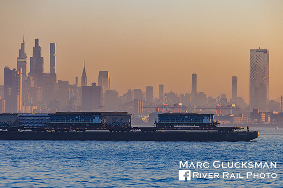 NYNJ Rail, McAllister Towing Marjorie McAllister, Wabtec/MTA NYCT Subway R255, New York Harbor