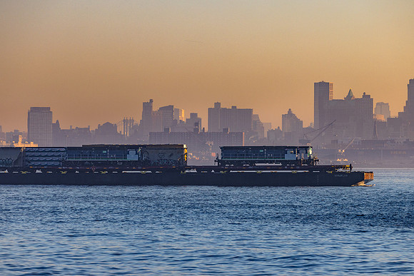 NYNJ Rail, McAllister Towing Marjorie McAllister, Wabtec/MTA NYCT Subway R255, New York Harbor