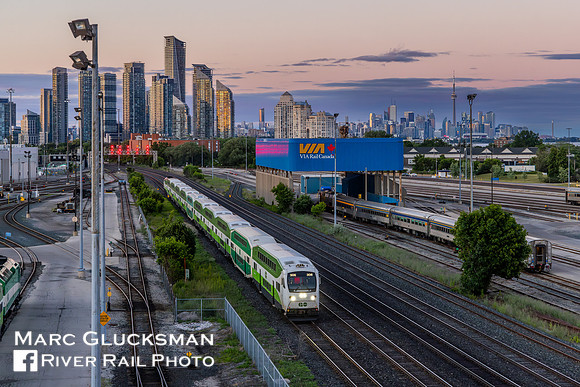 GO Transit 306, Islington Avenue, Toronto, Ontario
