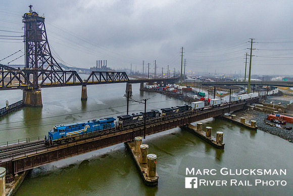 NS 8098 (Conrail Heritage). Hackensack River, Kearny, New Jersey