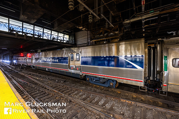 Amtrak Viewliner II Baggage Car, AMTK 61007