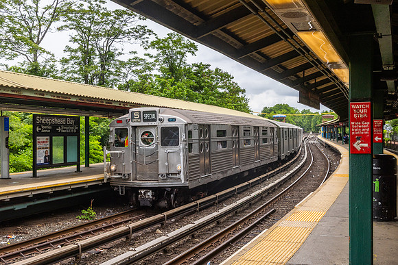 MTA NYCT Subway/NYTM Parade Of Trains