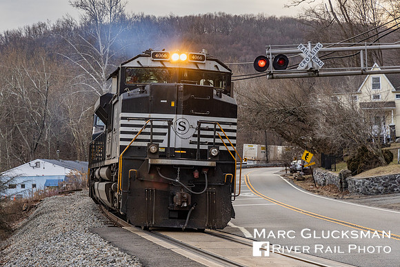 NYSW SU-100/NS 28X, Smith Mills, West Milford, New Jersey