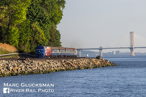 CSX OCS On Metro-North, MNCW 216, Scarborough, New York