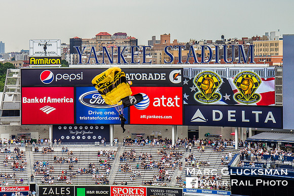 US Army Golden Knights Parachute Team, Yankee Stadium, Bronx, New York