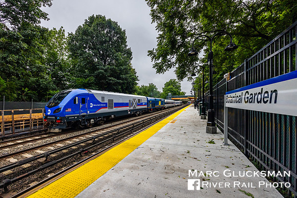 MTA Metro-North Railroad Inspection Cars, MNCW 301 217, MNR Botanical Garden, Bronx, New York