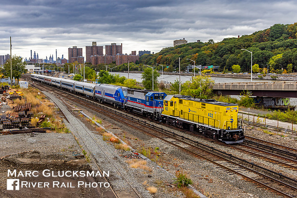 MTA Metro-North Railroad,MNR AMMO MNCW 402 102 MNR 825 MNCW 301 Tow, MNR Highbridge, Bronx, New York
