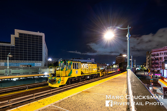 MTA NYCT Subway C Division N1, 2 Line, Simpson Street, Bronx, New York