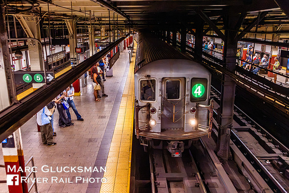 MTA NYCT Subway, R62A on the 4 Line, Brooklyn Bridge-City Hall, New York, New York