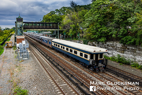 Amtrak 49 (Lake Shore Limited) AMTK 9707 with Omni Trax PV "Savannah Sunrise", Riverdale, Bronx, NY