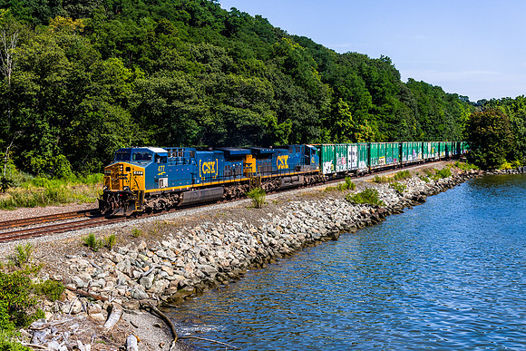CSX M702 CSXT 474 477, Oscawana Island, Croton-On-Hudson, New York