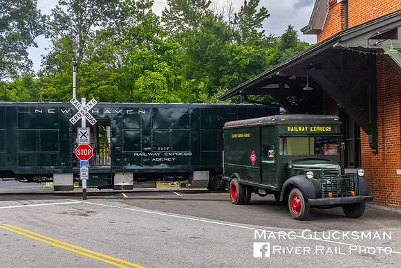Naugatuck Railroad RMNE, Railway Express Agency REA, Thomaston, Connecticut