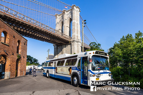 New York Transit Museum Bus Collection, Bus Festival, Brooklyn Bridge