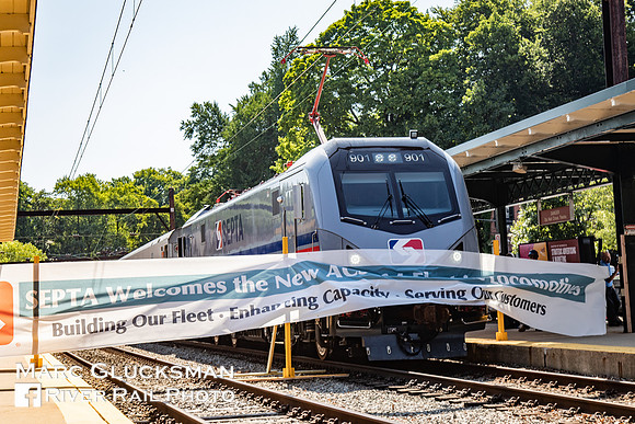 SPAX 901, Inaugural ACS-64 Day, Chestnut Hill East Station, Chestnut Hill, Pennsylvania