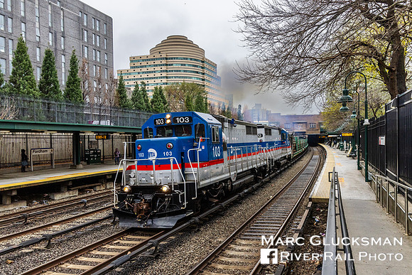 MTA Metro-North Railroad Rail Train, MNCW 103 102, Bronx, New York