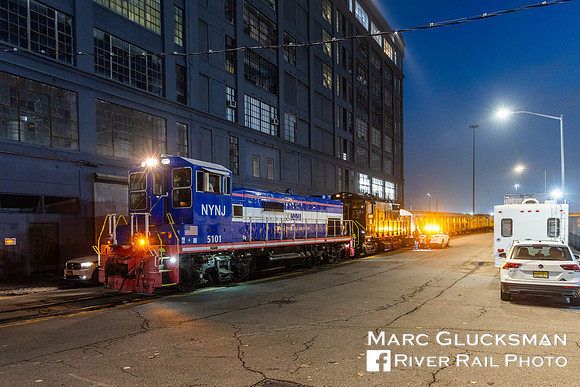 NYNJ Rail, with NYCT R-32s and CWR Train, Brooklyn, New York