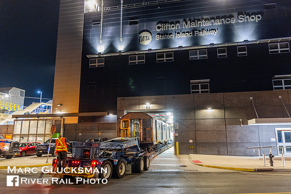 MTA SIR R-32 Move
