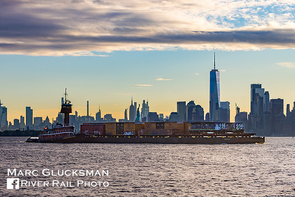NYNJ Rail, McAllister Towing Bruce McAllister, Wabtec/MTA NYCT Subway R255, New York Harbor
