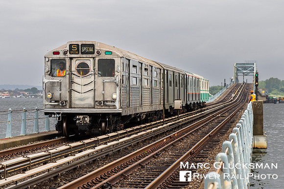 MTA NYCT Subway 8013, Queens, New York