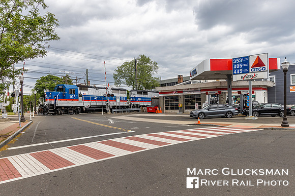 MTA Metro-North Railroad, MNCW 107 & 103, Glenbrook, Stamford, Connecticut
