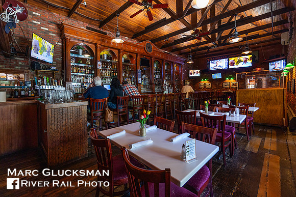 Valhalla Crossing Restaurant, Valhalla, New York