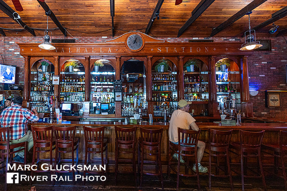 Valhalla Crossing Restaurant, Valhalla, New York