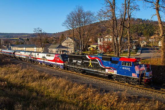 NS 6920 and Amtrak AMTK 42, Cobleskill, New York