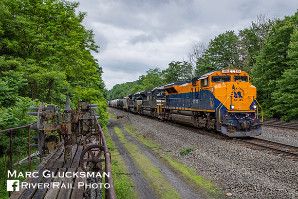 NS 1071 CNJ Heritage, NS Train 64R, Lilly, Pennsylvania