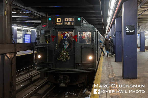 MTA NYCT Subway NY Transit Museum, 2023 Holiday Nostalgia Train, New York, NY