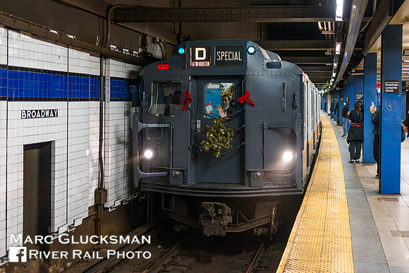 MTA NYCT Subway NY Transit Museum, 2023 Holiday Nostalgia Train, New York, NY